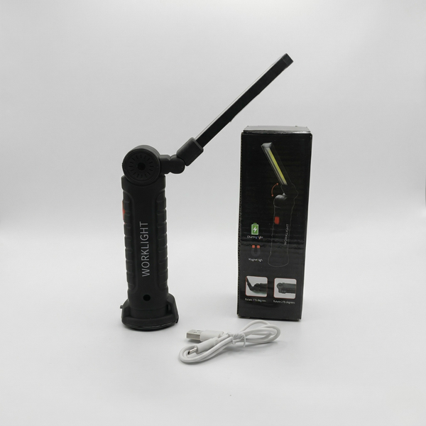 Повна комплектація моделі Worklight W-52: ліхтар з піднятою світловою панеллю, зарядний кабель та брендована коробка.
