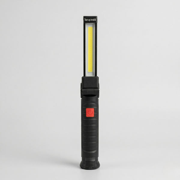 Чорний складаний ліхтар Worklight W-52 з акцентом на довгу світлодіодну COB-панель жовтого кольору та червону кнопку увімкнення.