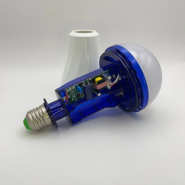 Акумуляторна LED-лампа FA-6933 30 W E27 &mdash; внутрішня конструкція