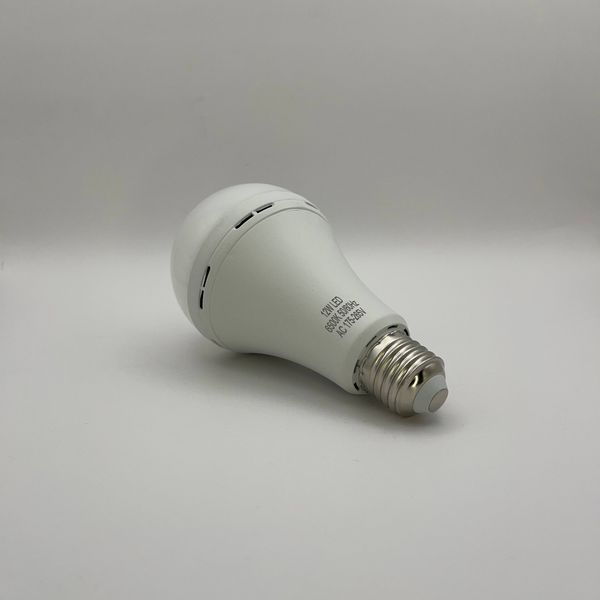 💡 Акумуляторна LED-лампа Smart Charge Bulb 12W (E27) 018 фото