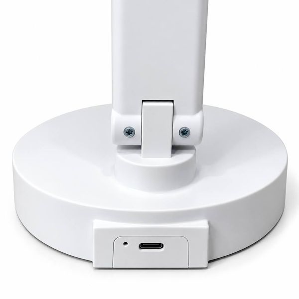 Настільна LED-лампа з роз&rsquo;ємом USB-C для заряджання &mdash; вигляд ззаду